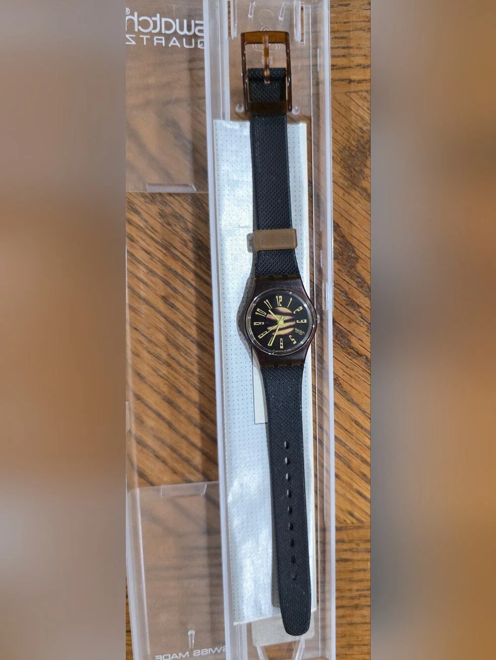 Swatch NOS 1990 'Short Wave' ladies watch